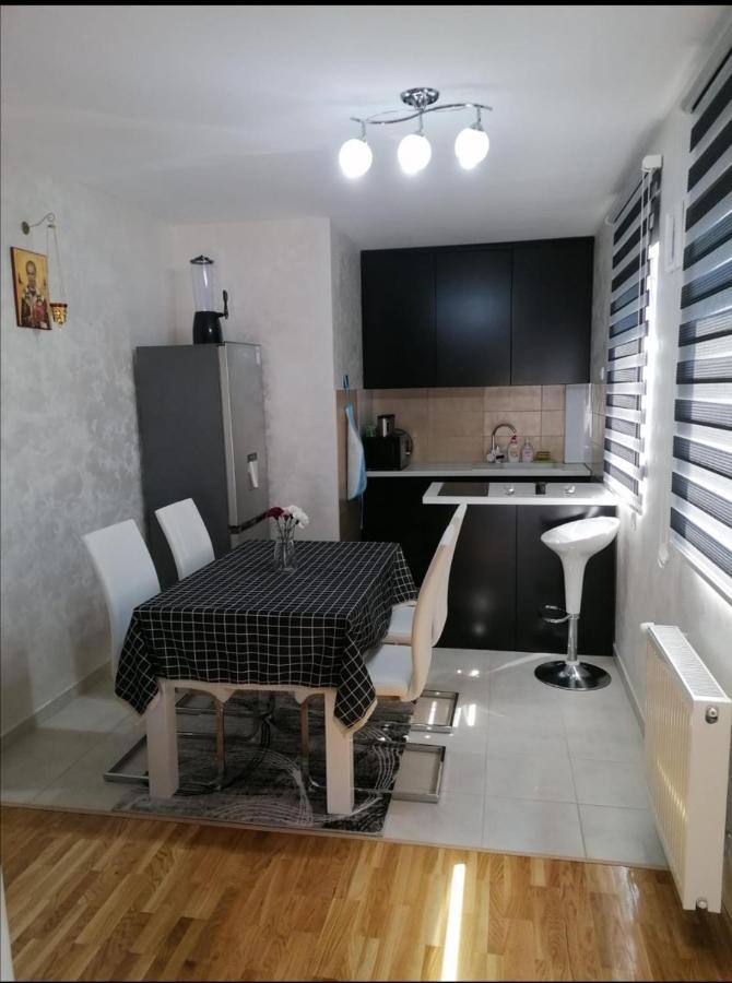 Nenadovic Apartman Obrenovac  Exteriér fotografie